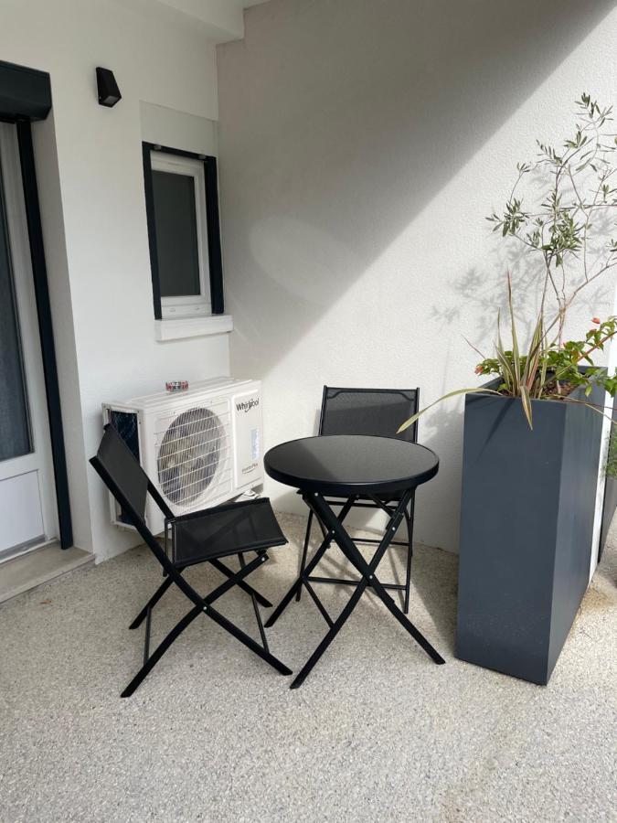 Maison D'Hotes Romarine Le Bouscat Exteriör bild